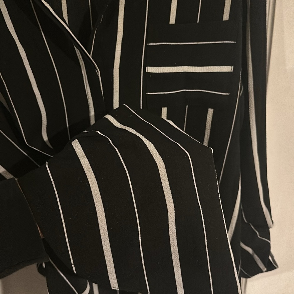 Button down - Picture 4 of 5